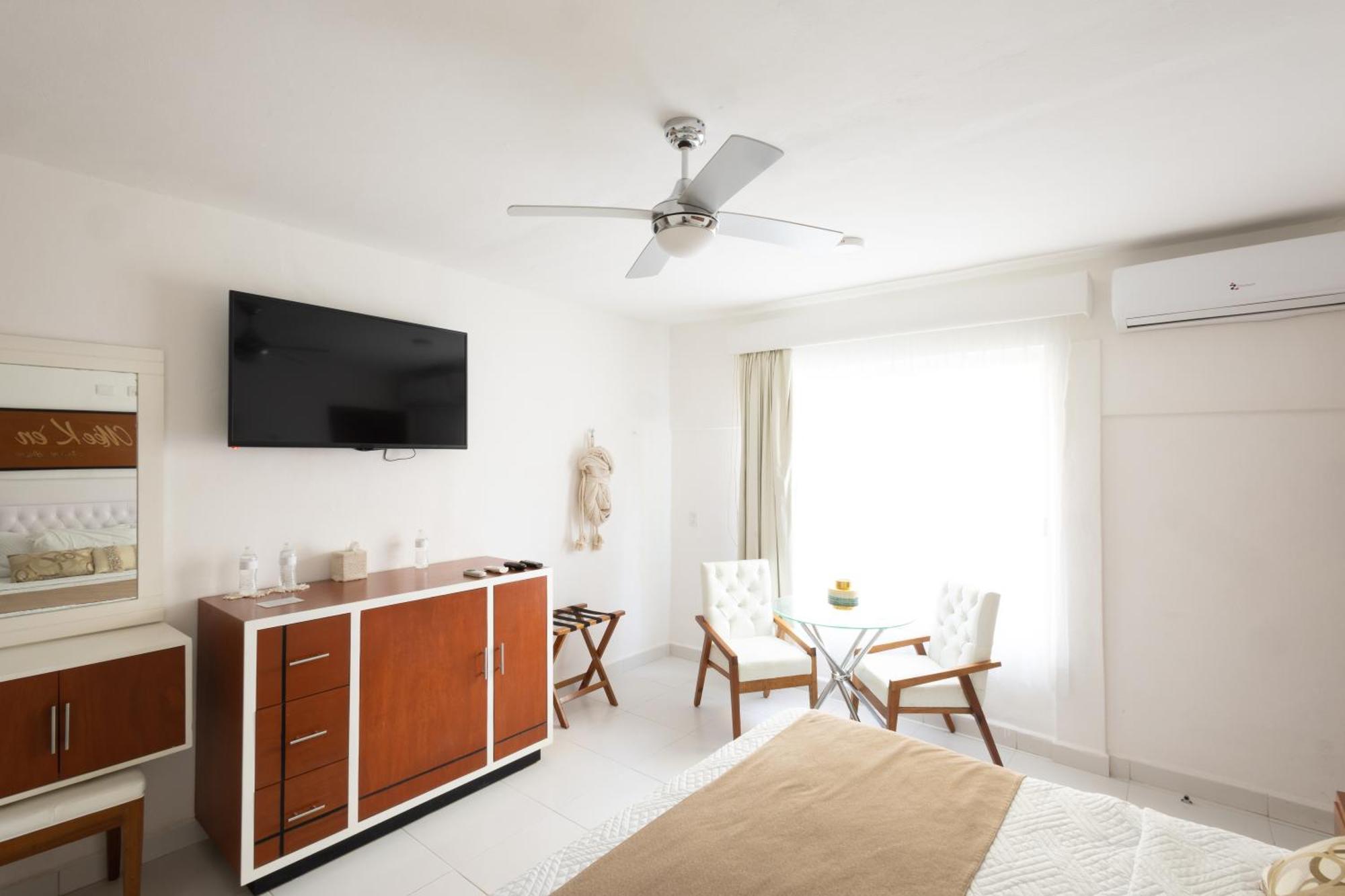 Saastah Hotel Boutique Вальядолид Экстерьер фото