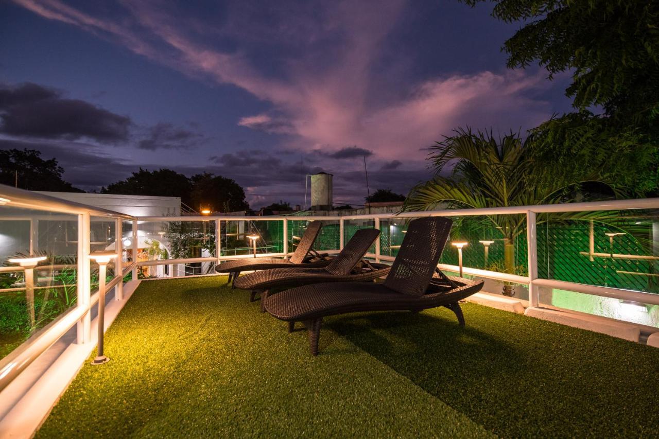 Saastah Hotel Boutique Вальядолид Экстерьер фото
